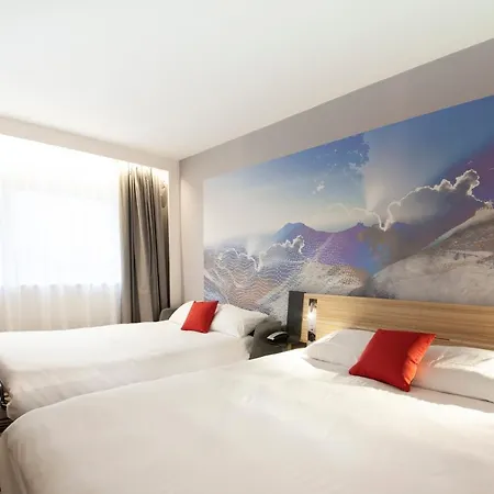 Novotel 4*