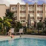 Отель Novotel Клермон-Ферран