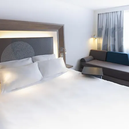Novotel 4* كليرمونت-فيراند