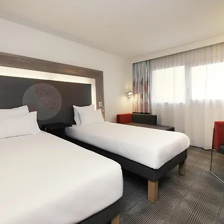 فندق Novotel 4*