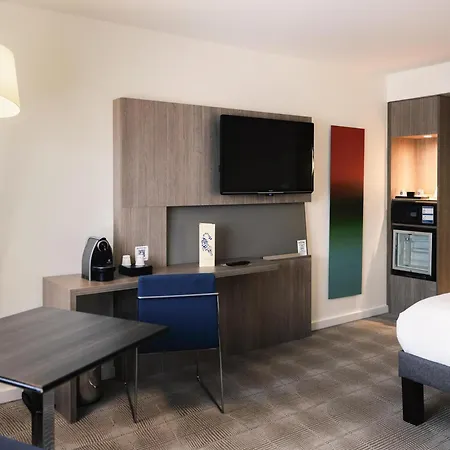 Novotel