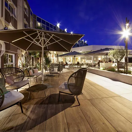 Novotel 4* Клермон-Ферран