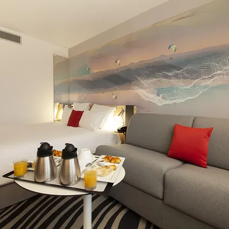 호텔 Novotel 4*