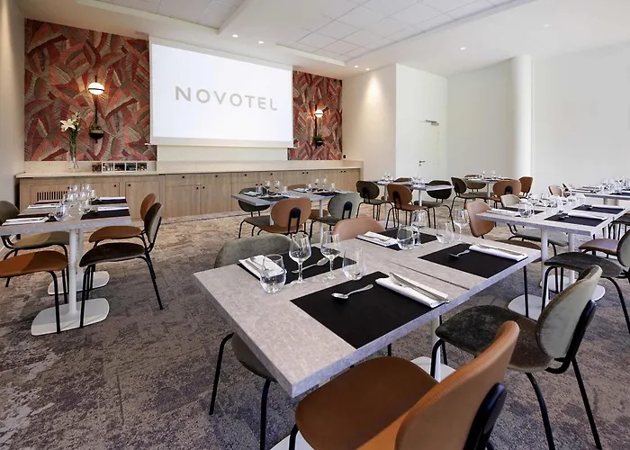 Отель Novotel Клермон-Ферран