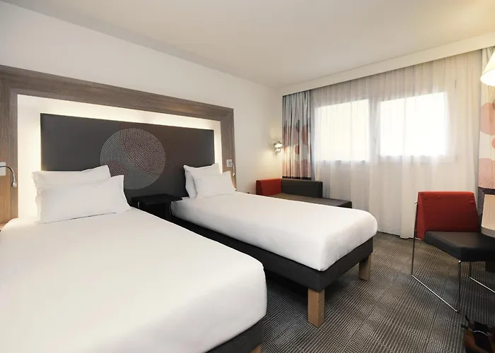 Отель Novotel 4*