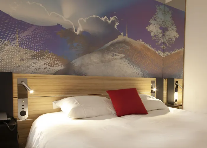 Отель Novotel Клермон-Ферран