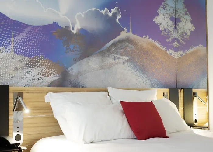 Отель Novotel 4*