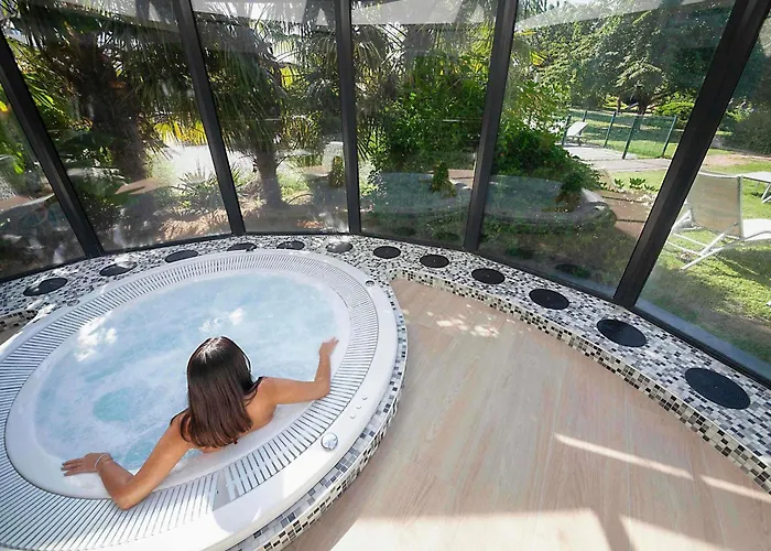 Novotel Отель Клермон-Ферран