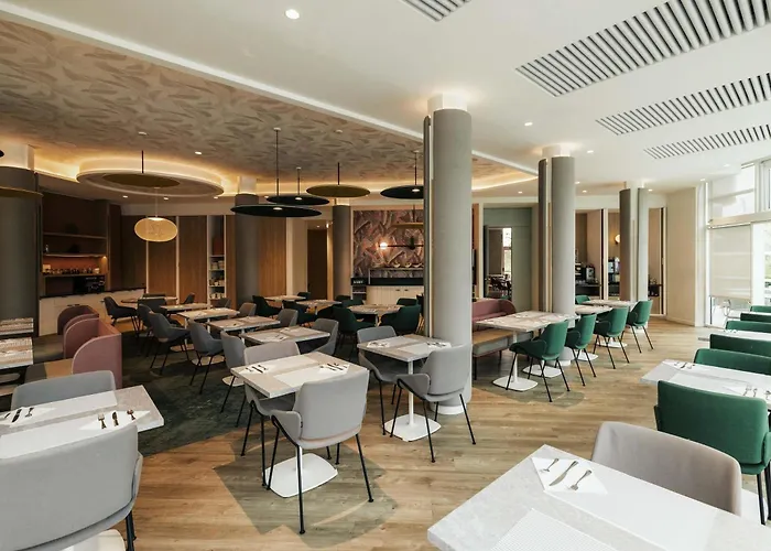 Отель Novotel 4*